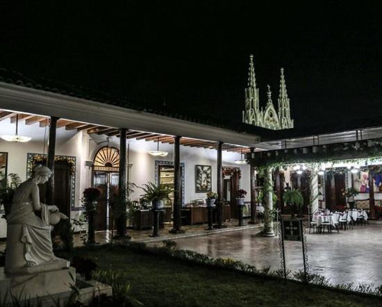 Отель La Casa Del Marques Комитан-де-Домингес Экстерьер фото
